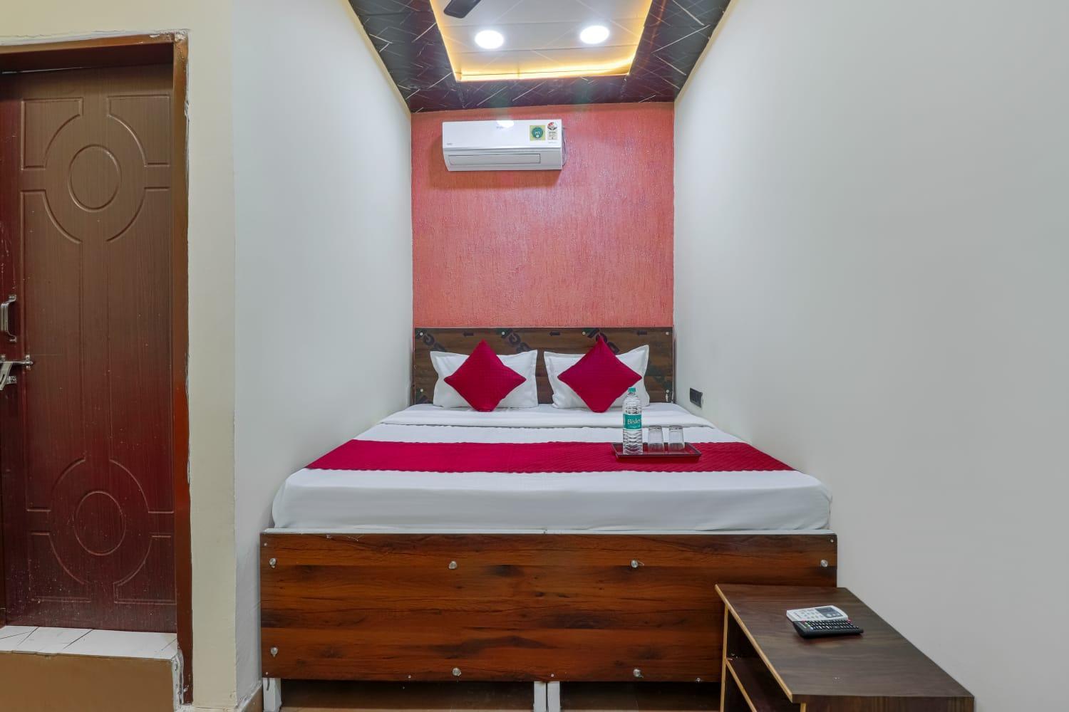 Hotel Krishna Priya Haridwār Esterno foto