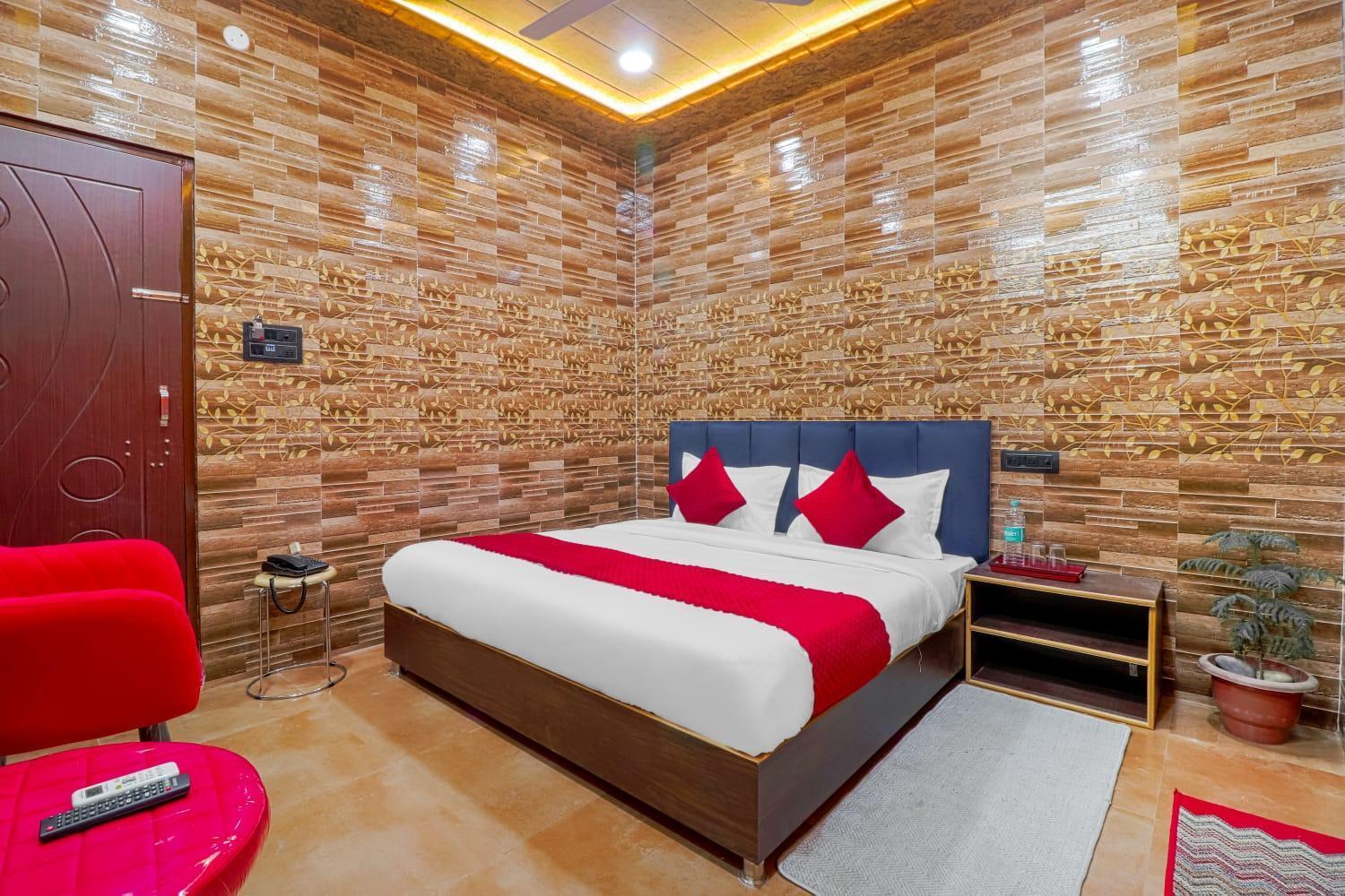 Hotel Krishna Priya Haridwār Esterno foto